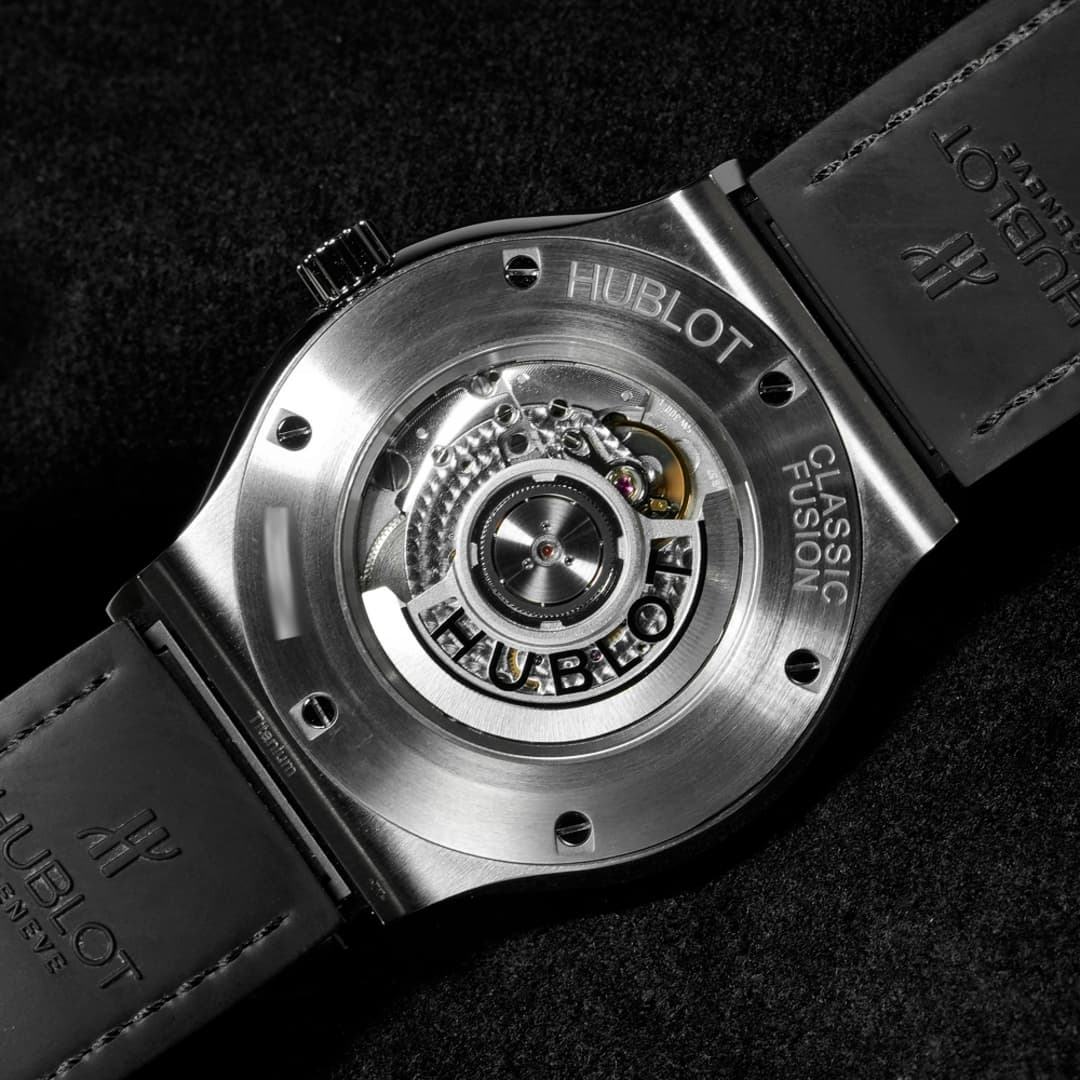 Hublot Classic Fusion Aero Moonphase Titanium — vue 5