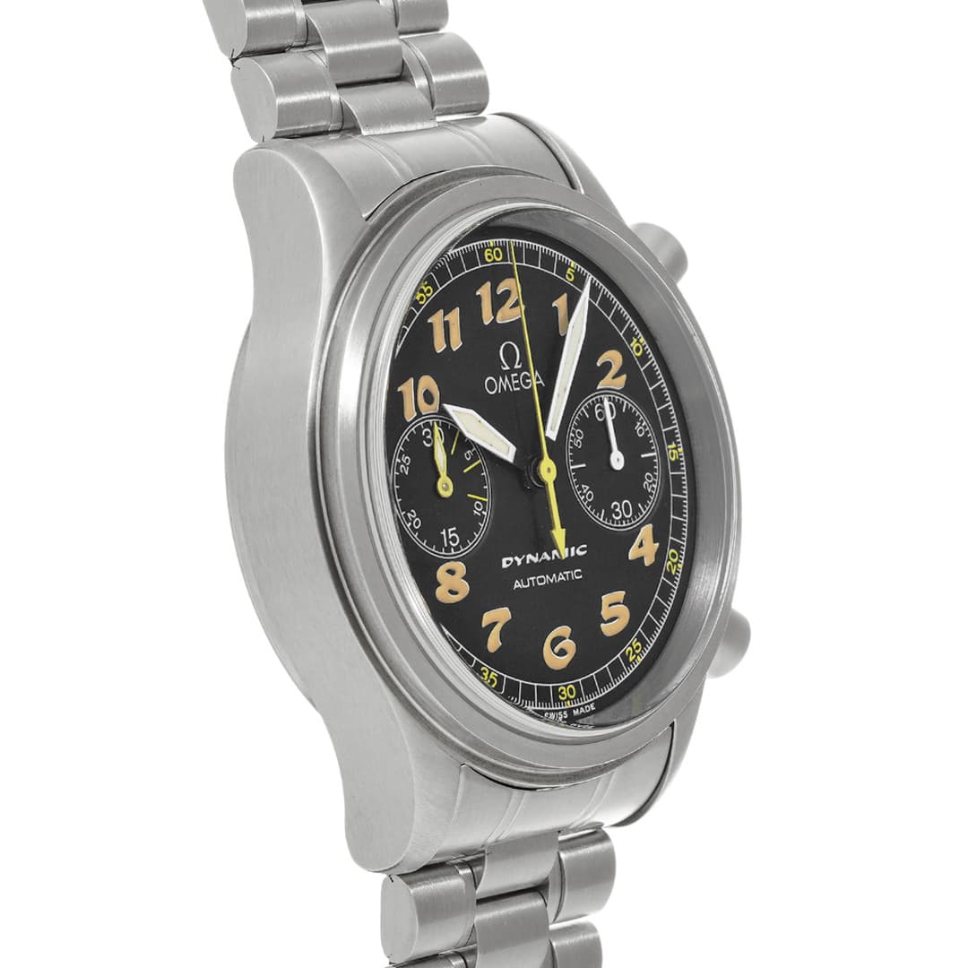 Omega Dynamic Chronographe — vue 3