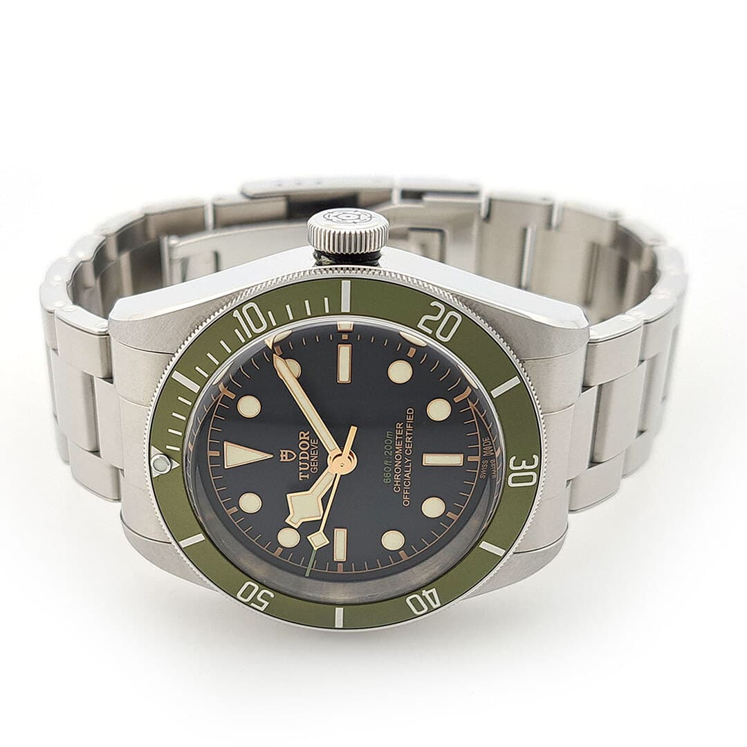 Tudor Heritage Black Bay "Harrods" Édition Limitée — vue 2