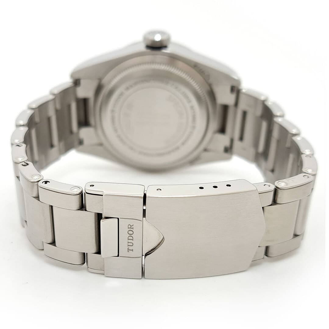 Tudor Heritage Black Bay "Harrods" Édition Limitée — vue 3