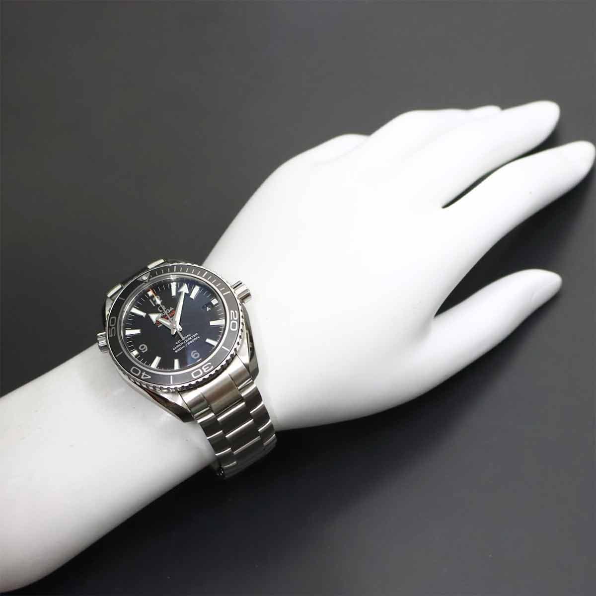 Omega Seamaster Planet Ocean — vue 4