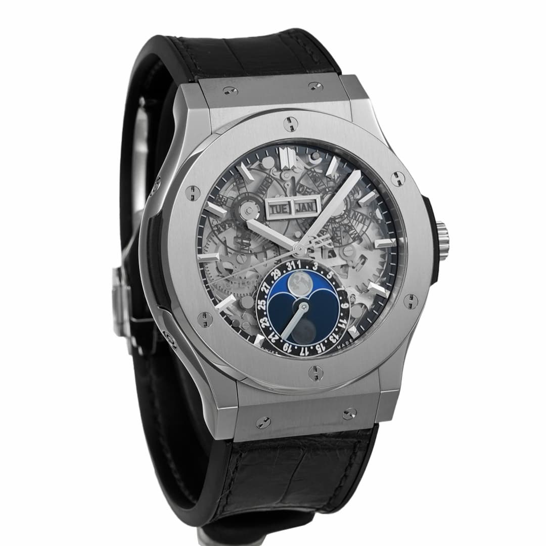Hublot Classic Fusion Aero Moonphase Titanium — vue 4