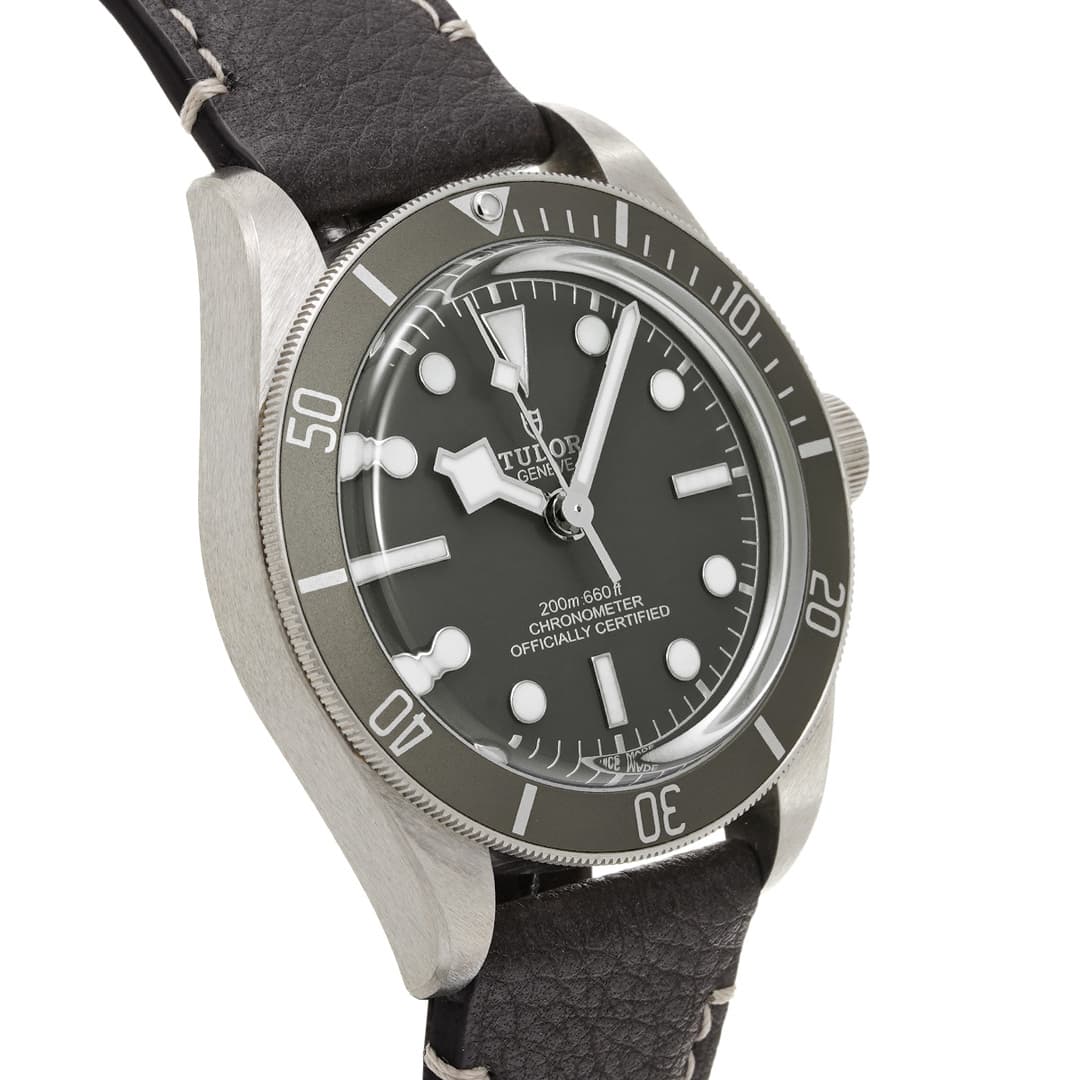 Tudor Black Bay 58 — vue 3