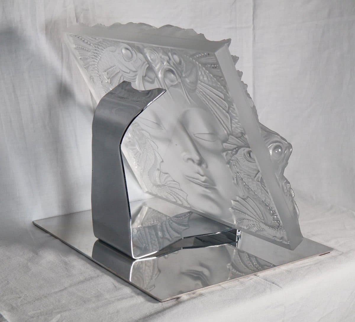 Lalique France Motif décoratif « Fontaine Poissons » ou « Masque Femme » — vue 7