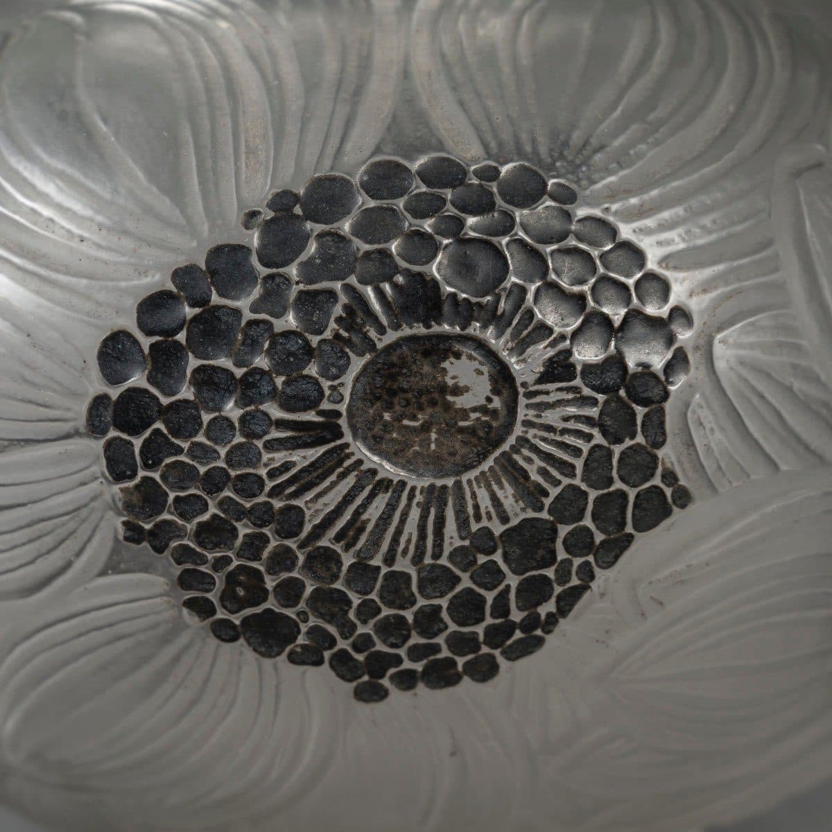 Título: Vase René Lalique « Dahlias », modèle de 1923 — vue 2
