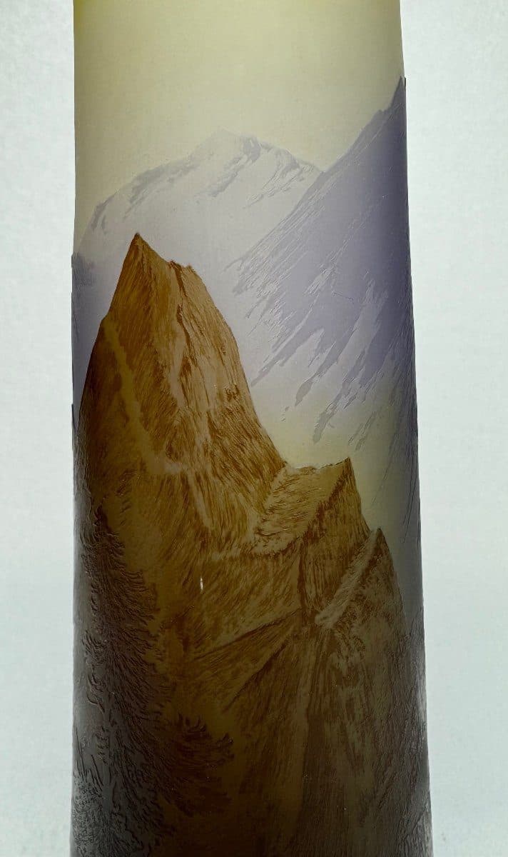 Vase Gallé « La Ligne Bleue des Vosges » à décor de paysage — vue 2